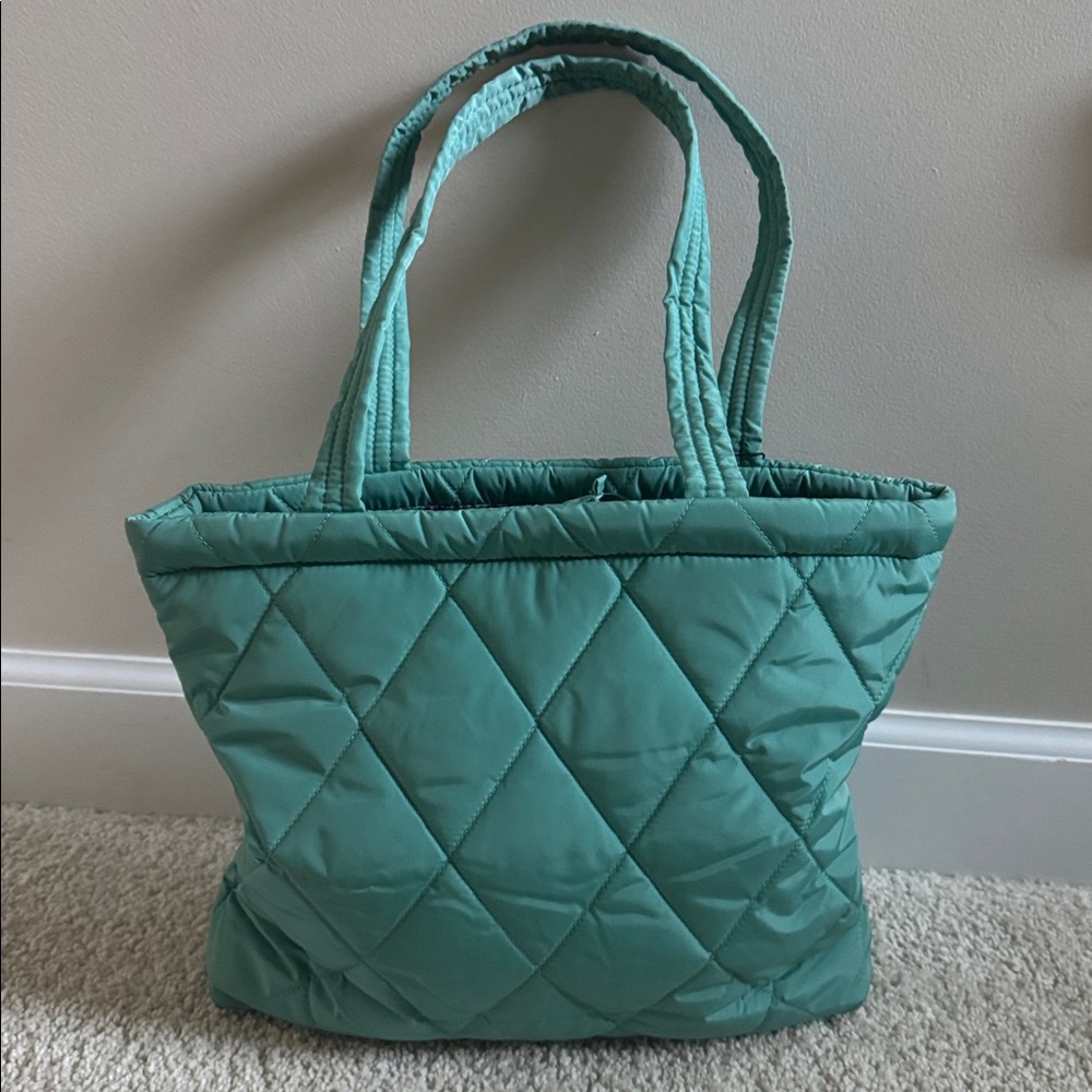 Vera Bradley small north tote - NWT